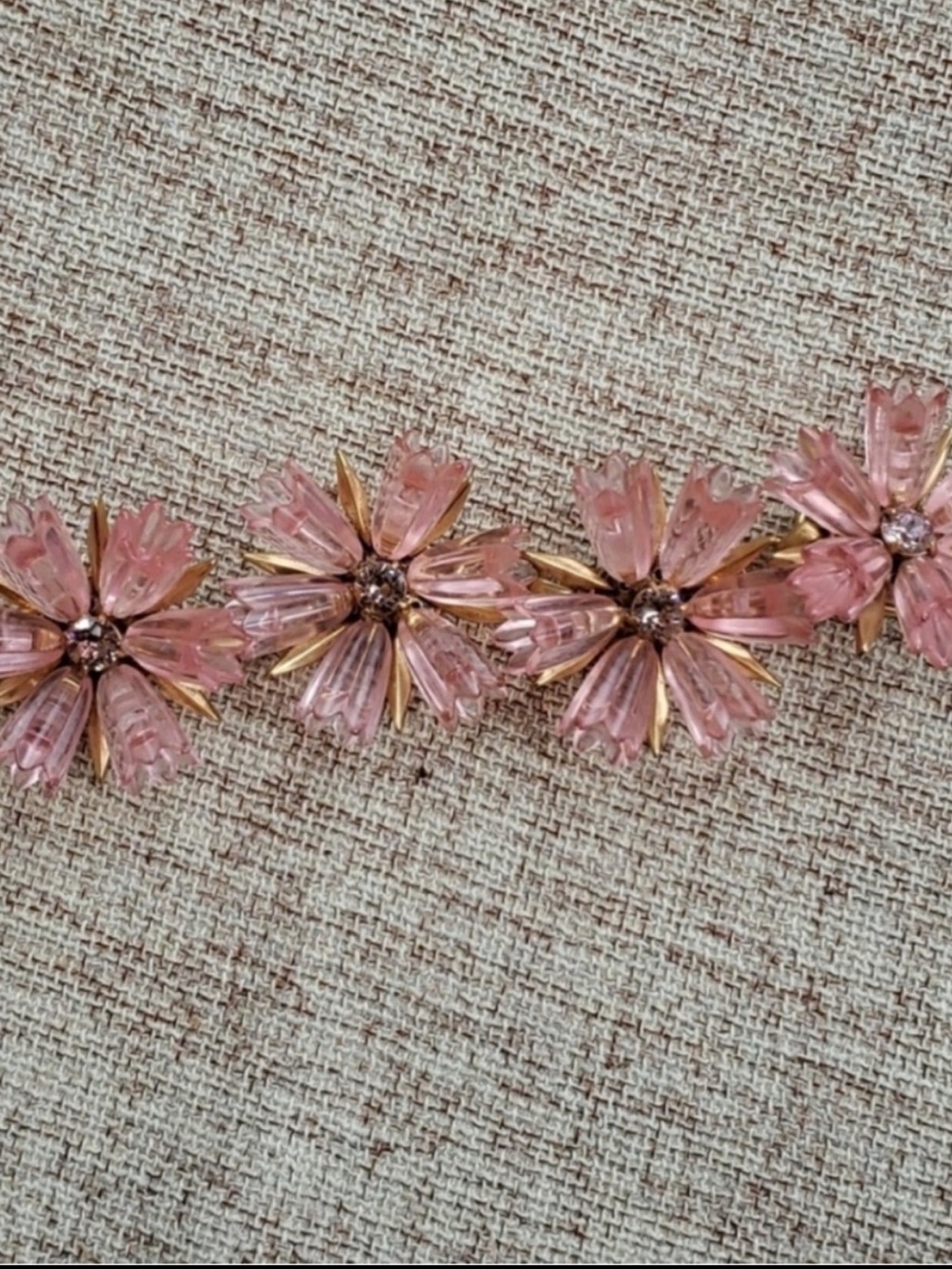 🌸 J. Crew Vintage Pink Dahlia Floral Crystal Bracelet
